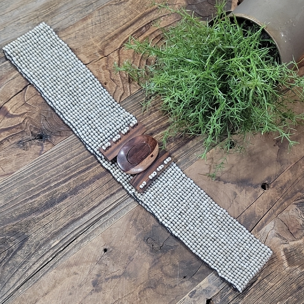 3/$10 *Stretchy Shell & Wood Belt 32+ - Picture 2 of 10